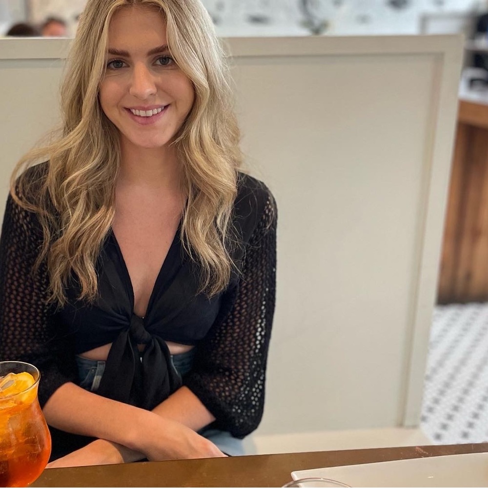 Meet your Posher, Lauren